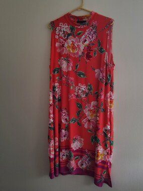 Women's summer floral knee length plus size shift dress size 20W